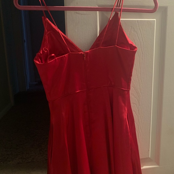 Red homecoming dress - Picture 3 of 4